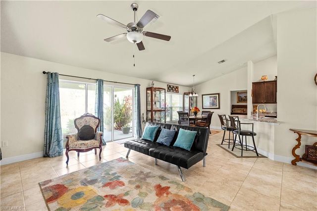 192 Townsend CT, Lehigh Acres, FL 33972