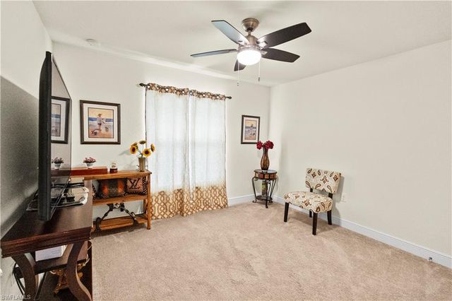 192 Townsend CT, Lehigh Acres, FL 33972