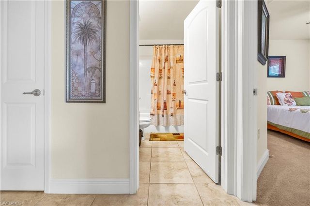 192 Townsend CT, Lehigh Acres, FL 33972