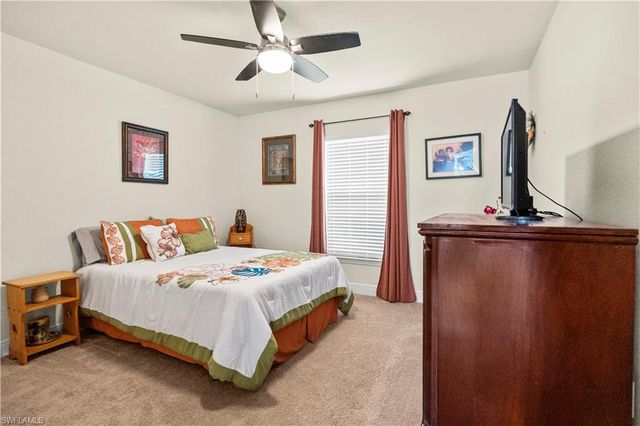 192 Townsend CT, Lehigh Acres, FL 33972