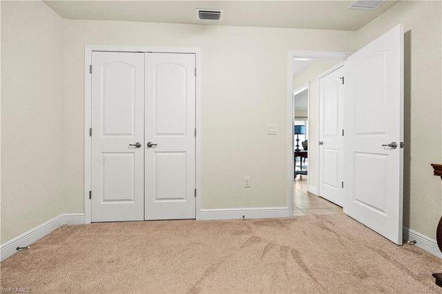 192 Townsend CT, Lehigh Acres, FL 33972