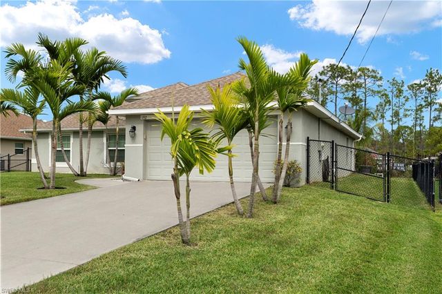 192 Townsend CT, Lehigh Acres, FL 33972