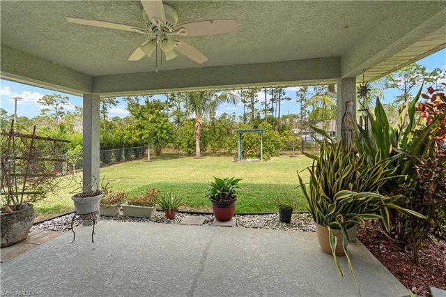 192 Townsend CT, Lehigh Acres, FL 33972