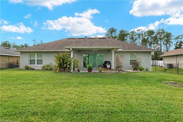 192 Townsend CT, Lehigh Acres, FL 33972