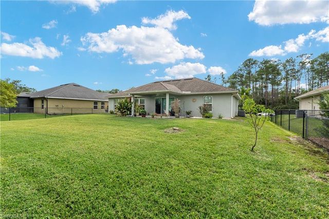 192 Townsend CT, Lehigh Acres, FL 33972