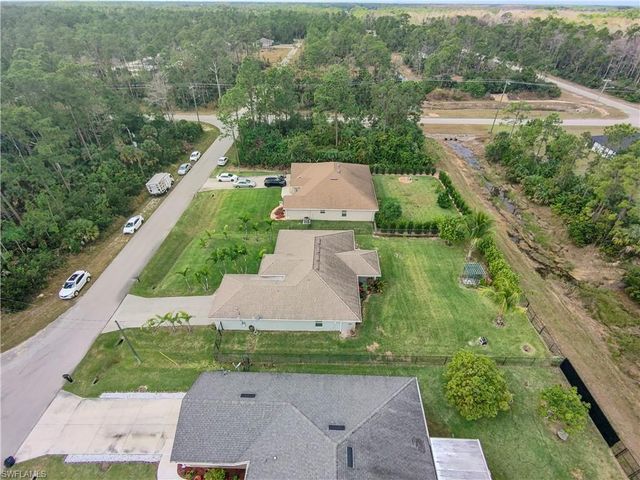 192 Townsend CT, Lehigh Acres, FL 33972