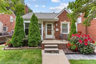 8098 Winona Avenue, Allen Park, MI 48101