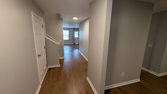 1002 Craven Ct, Hendersonville, TN 37075