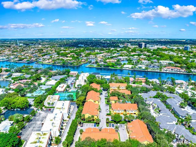 2121 S Ocean Blvd Apt 106, Lauderdale By The Sea, FL 33062