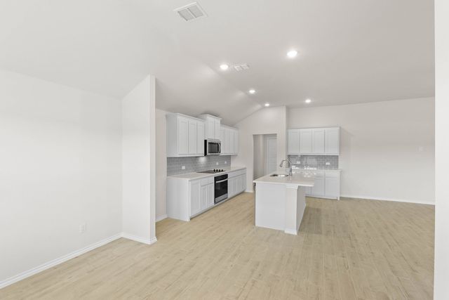 2613 River Bank Drive, Burleson, TX 76028