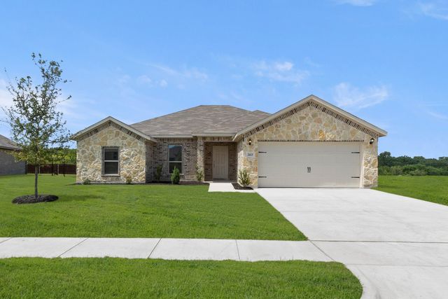 2613 River Bank Drive, Burleson, TX 76028