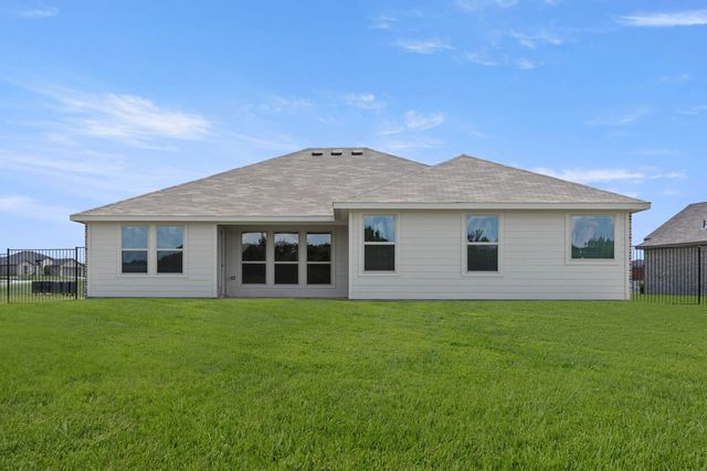 2613 River Bank Drive, Burleson, TX 76028