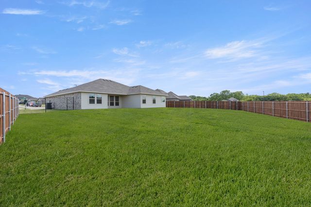 2613 River Bank Drive, Burleson, TX 76028