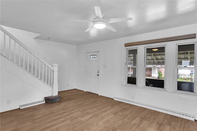 623 E 3rd Ave, Tarentum, PA 15084