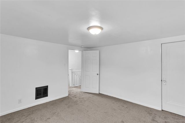 623 E 3rd Ave, Tarentum, PA 15084