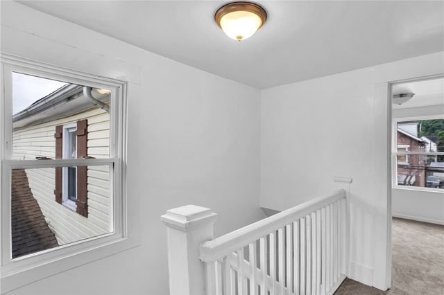 623 E 3rd Ave, Tarentum, PA 15084