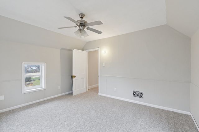 1611 Oakes Avenue, Rockford, IL 61107