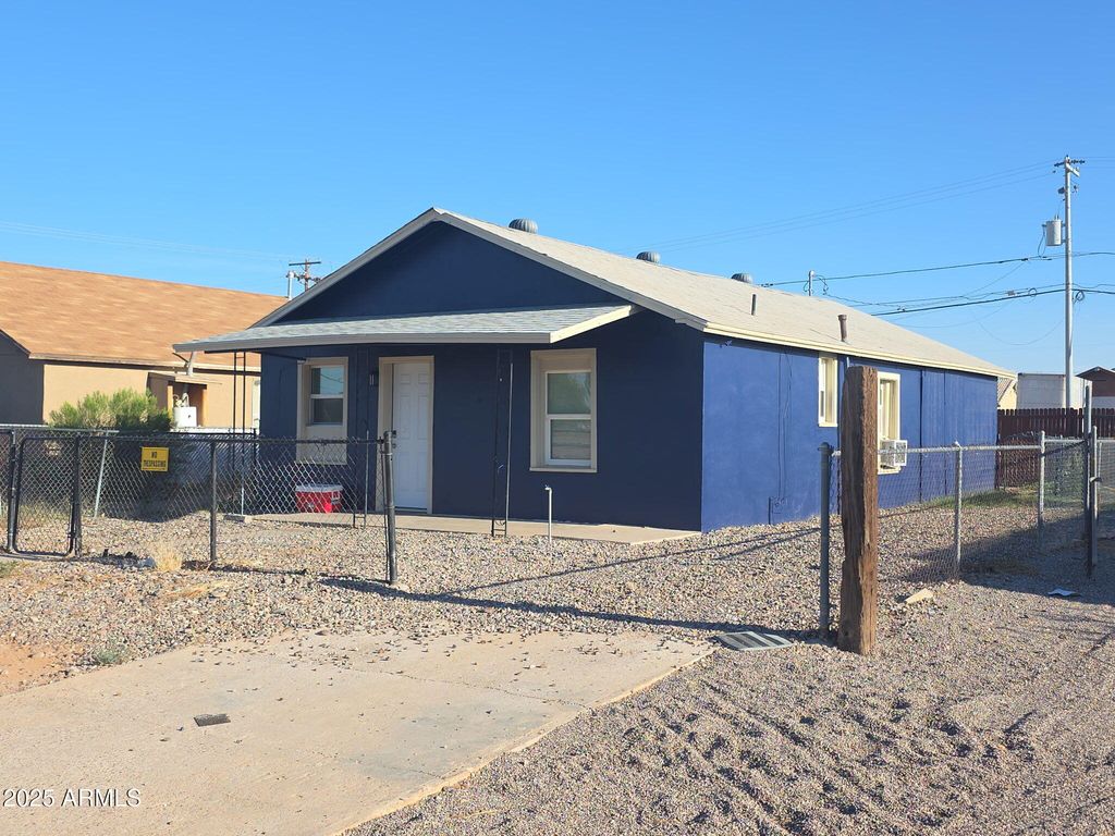 141 E ASH Avenue, Casa Grande, AZ 85122 — exterior