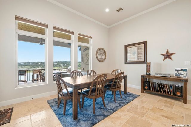 550 OAK SHORES DR, Canyon Lake, TX 78133