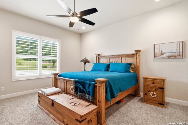 550 OAK SHORES DR, Canyon Lake, TX 78133
