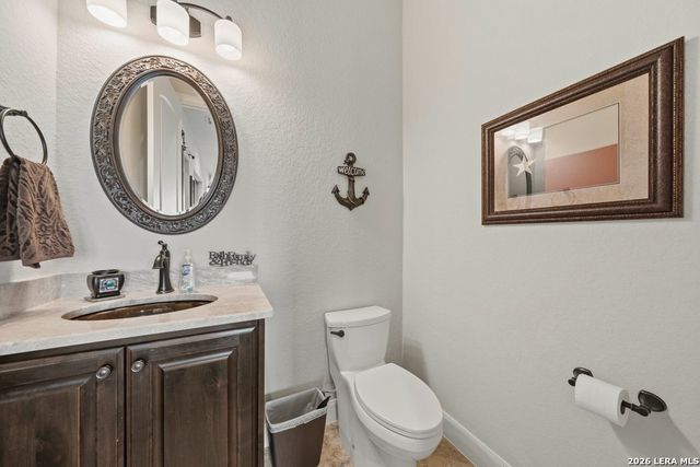 550 OAK SHORES DR, Canyon Lake, TX 78133