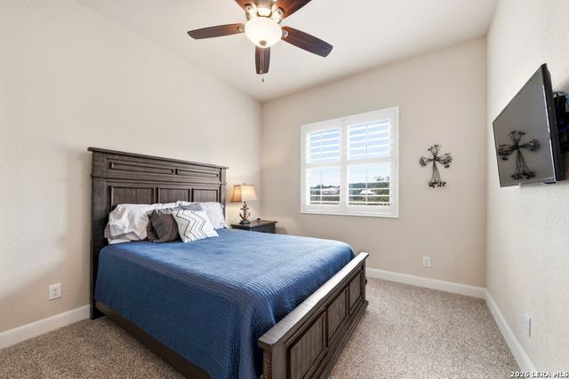 550 OAK SHORES DR, Canyon Lake, TX 78133