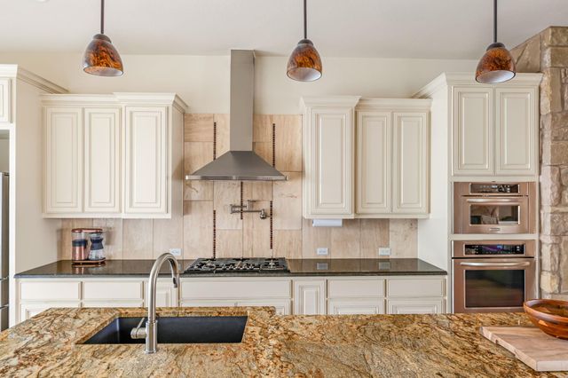 12912 Luna Montana WAY S, Austin, TX 78732