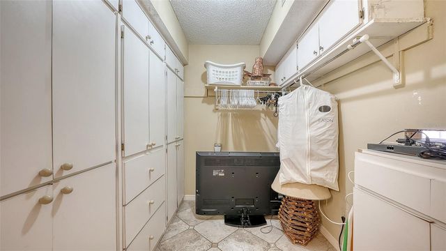 301 TIMBERLAKE DRIVE, Bradenton, FL 34210