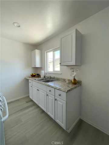 1781 W Ball Road 4, Anaheim, CA 92804