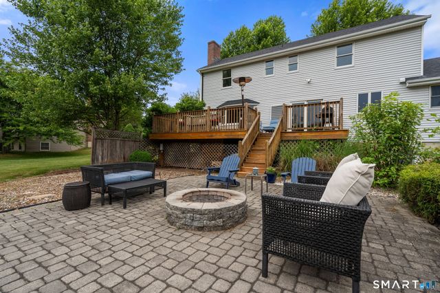 25 Vincent Circle, South Windsor, CT 06074