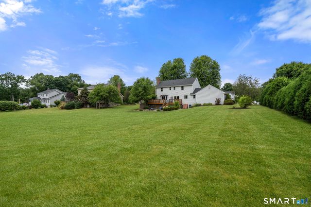 25 Vincent Circle, South Windsor, CT 06074