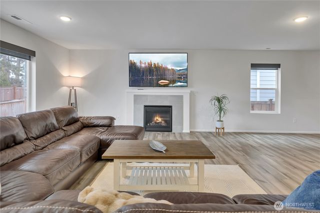 7922 26th Avenue SE, Lacey, WA 98503