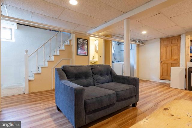 2116 E COUNTY LINE RD, Ardmore, PA 19003