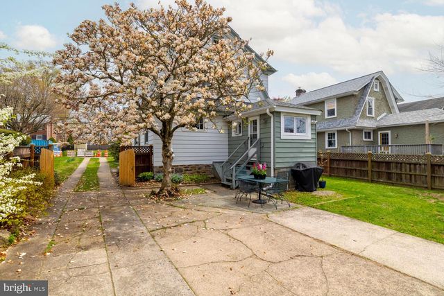 2116 E COUNTY LINE RD, Ardmore, PA 19003