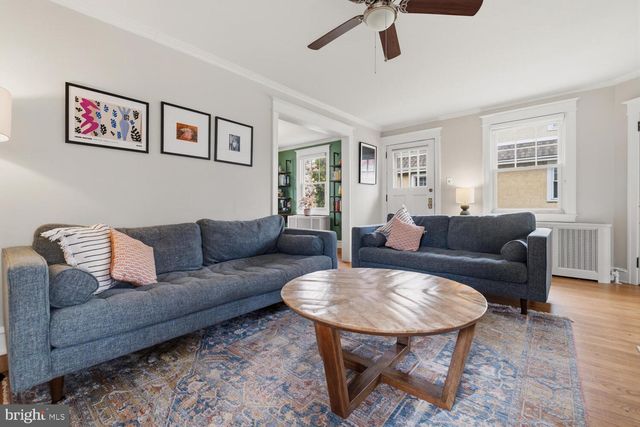 2116 E COUNTY LINE RD, Ardmore, PA 19003