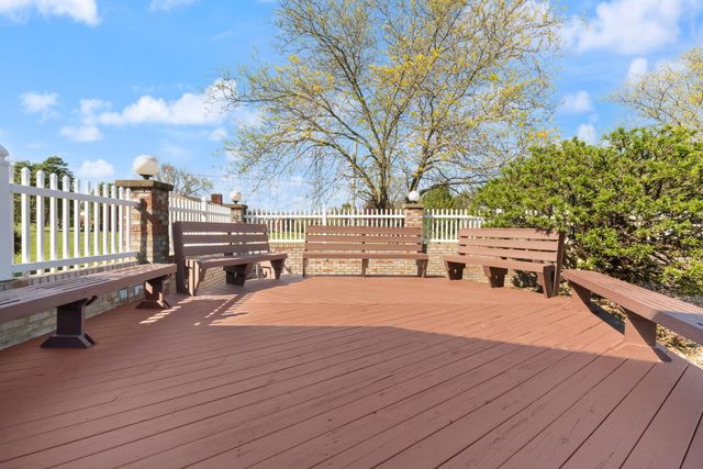 230 Royal Drive, London, KY 40744