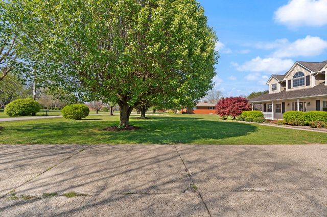 230 Royal Drive, London, KY 40744
