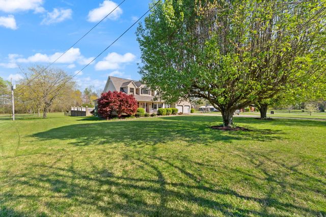 230 Royal Drive, London, KY 40744