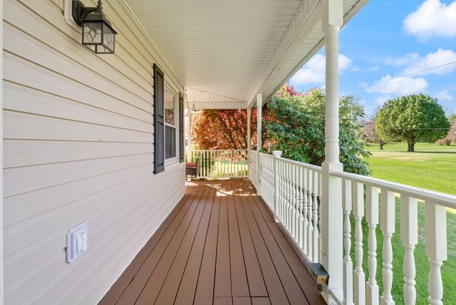 230 Royal Drive, London, KY 40744