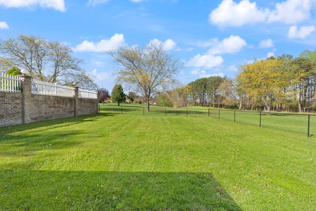 230 Royal Drive, London, KY 40744