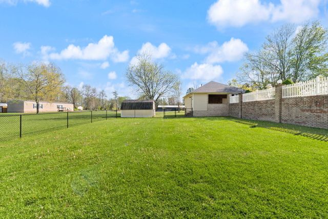230 Royal Drive, London, KY 40744
