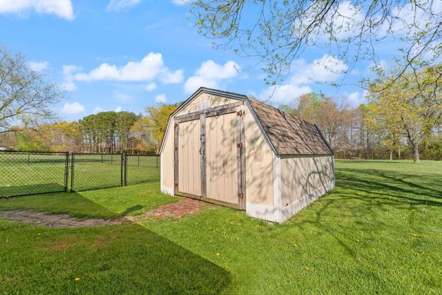 230 Royal Drive, London, KY 40744