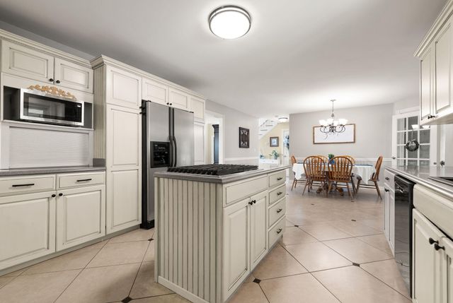 230 Royal Drive, London, KY 40744