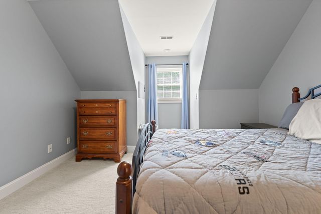 230 Royal Drive, London, KY 40744