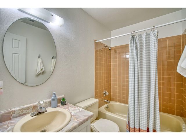 50 19th Ave 1, Longmont, CO 80501