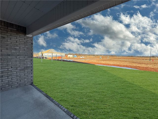 208 Ruggles Street, Pea Ridge, AR 72751