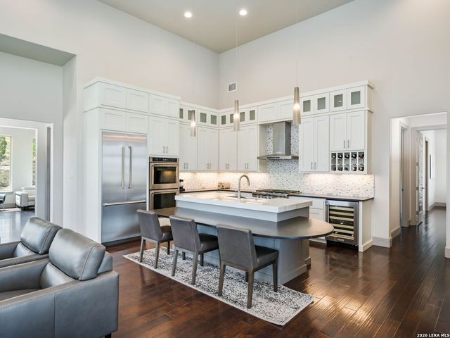 23214 Edens Canyon, San Antonio, TX 78255