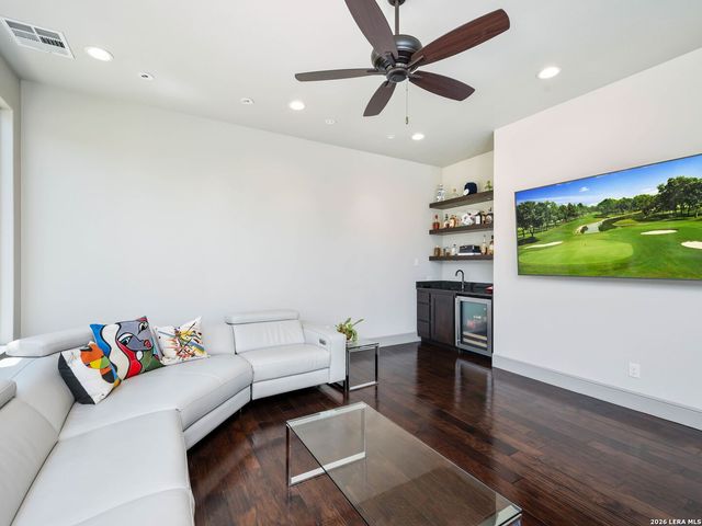 23214 Edens Canyon, San Antonio, TX 78255