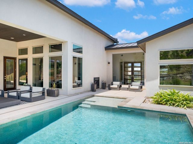 23214 Edens Canyon, San Antonio, TX 78255