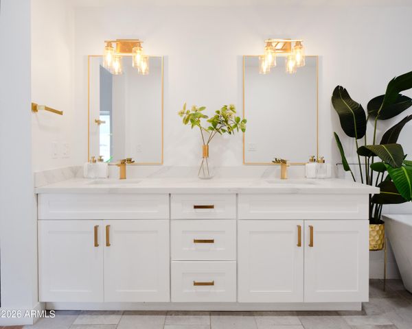 15218 N 61ST Street, Scottsdale, AZ 85254